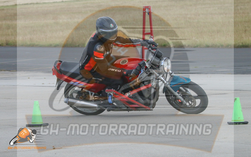 IMG_1872 | gh-motorradtraining-foto.de - Realisiert mit Pictrs.com