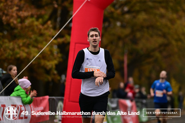 Süderelbe Halbmarathon 2025 I 09.11.2025 I Fotograf_DerSportfotograf.I 00527 | Der Sportfotograf. - Realisiert mit Pictrs.com