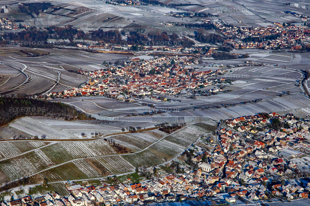 Luftbild: hinter Ranschbach von Süden im Winter in Birkweiler im Bundesland Rheinland-Pfalz in Deutschland. Foto: IMG_139914.jpg vom 20.01.2024 durch Werner Riehm/FLY-FOTO.de