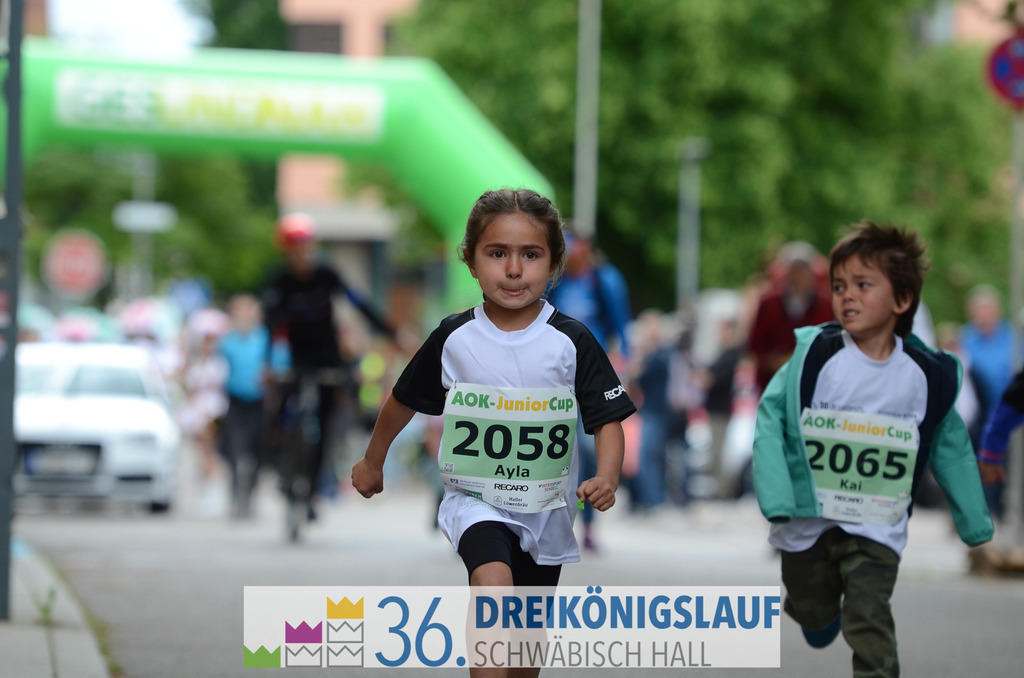 AOK Junior Cup 400m | 3Königslauf 2022 AOK Junior Cup 400m - Realisiert mit Pictrs.com