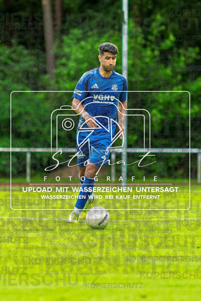 Landesliga Herren LG - TV Jahn Schneverdingen vs. MTV Eintracht Celle | Karim Jelalli (MTV Eintracht Celle #5); Landesliga Herren LG - TV Jahn Schneverdingen vs. MTV Eintracht Celle am 06.06.2026 in Osterwaldstadion, Schneverdingen - Realisiert mit Pictrs.com