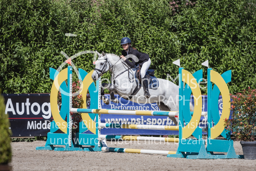 230610_Mühlen_A-Spr1-641 | Deine schönsten Turniermomente als professionelle Fotos! Entdecke hochwertige Pferdesport-Fotografie im Online-Shop. Jetzt Fotos finden & bestellen!