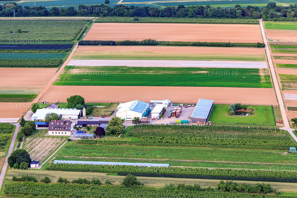 Luftbild: Bauers Garten in Winden im Bundesland Rheinland-Pfalz in Deutschland. Foto: IMG_090251.jpg vom 26.06.2016 durch Werner Riehm/FLY-FOTO.deWWW.BAUERS-GARTEN.DE