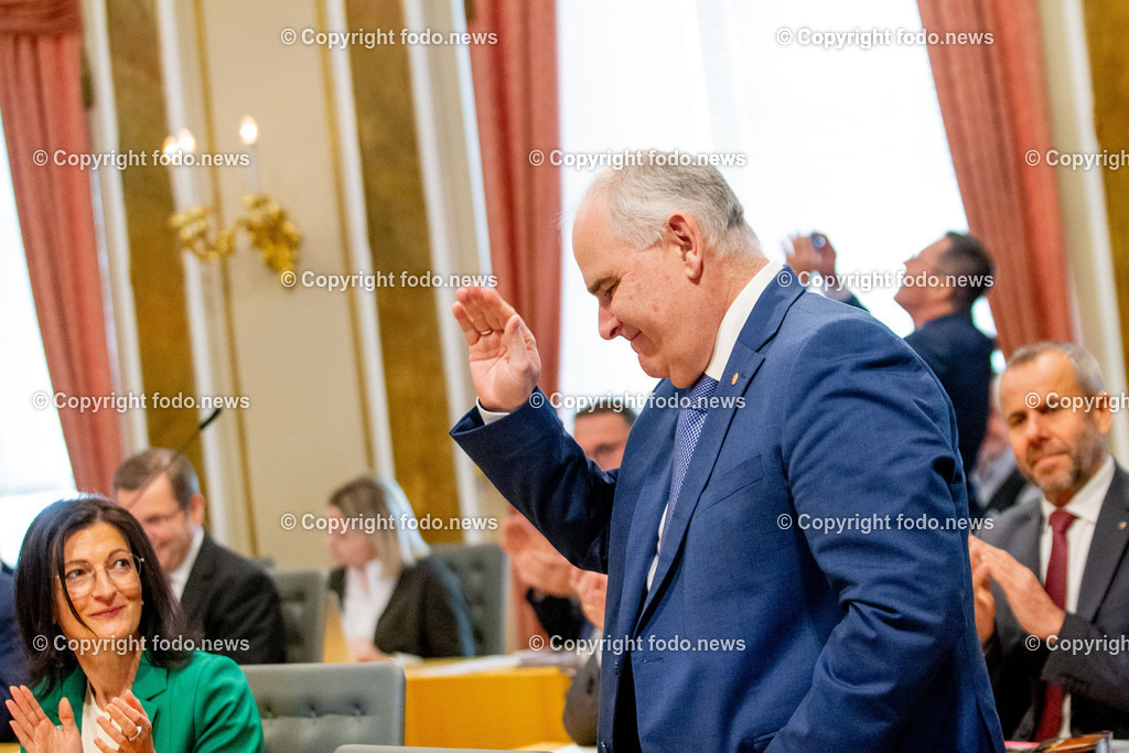 Landhaus Linz_ Promenade_ Landtagssitzung_ 03.04.2025-9 | 03.04.2025, Landhaus Linz AUT, Promenade, Landtagssitzung, im Bild Thomas Dim (FP, Klubobmann) wird als Klubobmann der FPOE OE angelobt