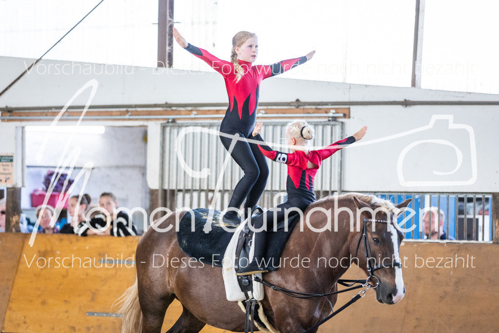 SS-Maxi-193 | MomenTaufnahmen Pferdesportfotos