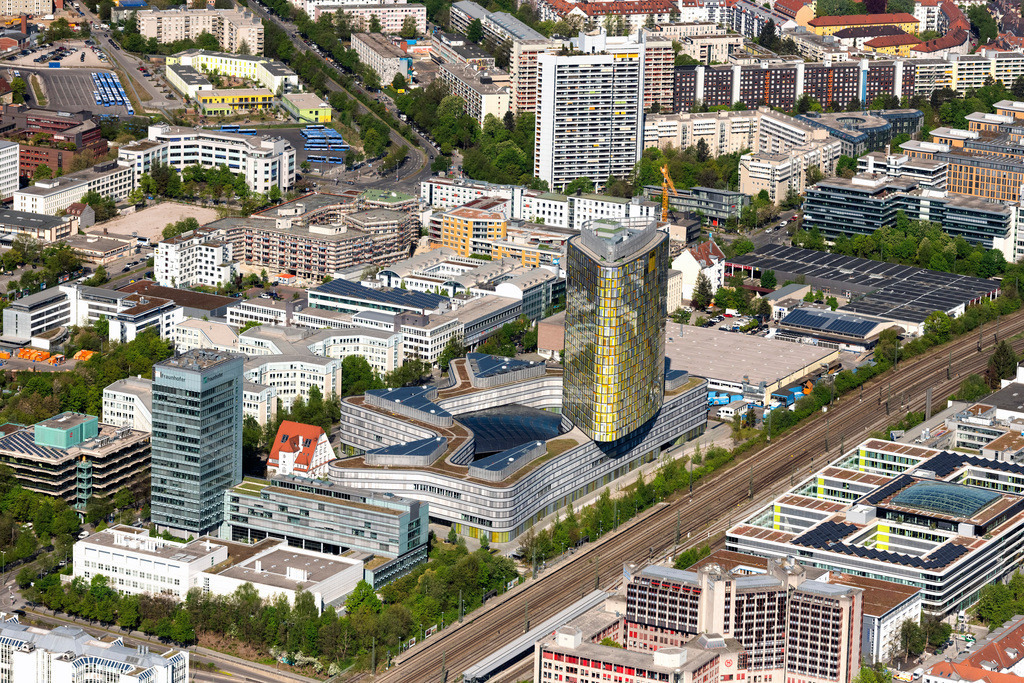 dr__0051788.jpg | MüNCHEN 23.04.2020 Hochhaus- Ensemble ADAC Zentrale im Ortsteil Sendling-Westpark in München im Bundesland Bayern, Deutschland. Weiterführende Informationen bei: ADAC Verlag GmbH,  Ed. Züblin AG,  Karl Westermann GmbH & Co.KG,  NEK ENERGY GmbH,  PERI GmbH Schalung Gerüst Engineering,  Prof. Burkhardt Ingenieure GmbH & Co. KG,  Sauerbruch Hutton,  Stingl GmbH. // High-rise ensemble of ADAC Zentrale in the district Sendling-Westpark in Munich in the state Bavaria, Germany. Further information at: ADAC Verlag GmbH,  Ed. Zueblin AG,  Karl Westermann GmbH & Co.KG,  NEK ENERGY GmbH,  PERI GmbH Schalung Geruest Engineering,  Prof. Burkhardt Ingenieure GmbH & Co. KG,  Sauerbruch Hutton,  Stingl GmbH. Foto: Daniel Reiter