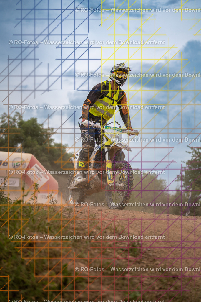 Niederwürzbach 4 Lauf-1751 | Sportfotografie von RO-Fotos: Motorsport, Motocross, Enduro, Laufveranstaltungen und Triathlon. Professionelle Fotos von Sportlern und Events. - Realisiert mit Pictrs.com