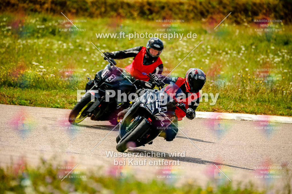 Chambley Juli-2964 | Hier findet Ihr Bilder von Touristenfahrten auf der Nürburgring Nordschleife oder von anderen Veranstaltungen die ich besucht habe. Viel Spass beim Durch Schauen 