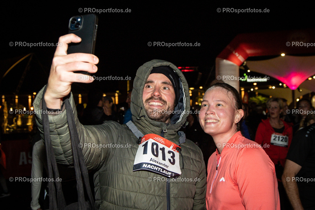 23. ASV Nachtlauf; Koeln, 13.05.26 | Impressionen vom 23. ASV Nachtlauf am 13.05.26 am Tanzbrunnen in Koeln. Foto: BEAUTIFUL SPORTS/Axel Kohring
