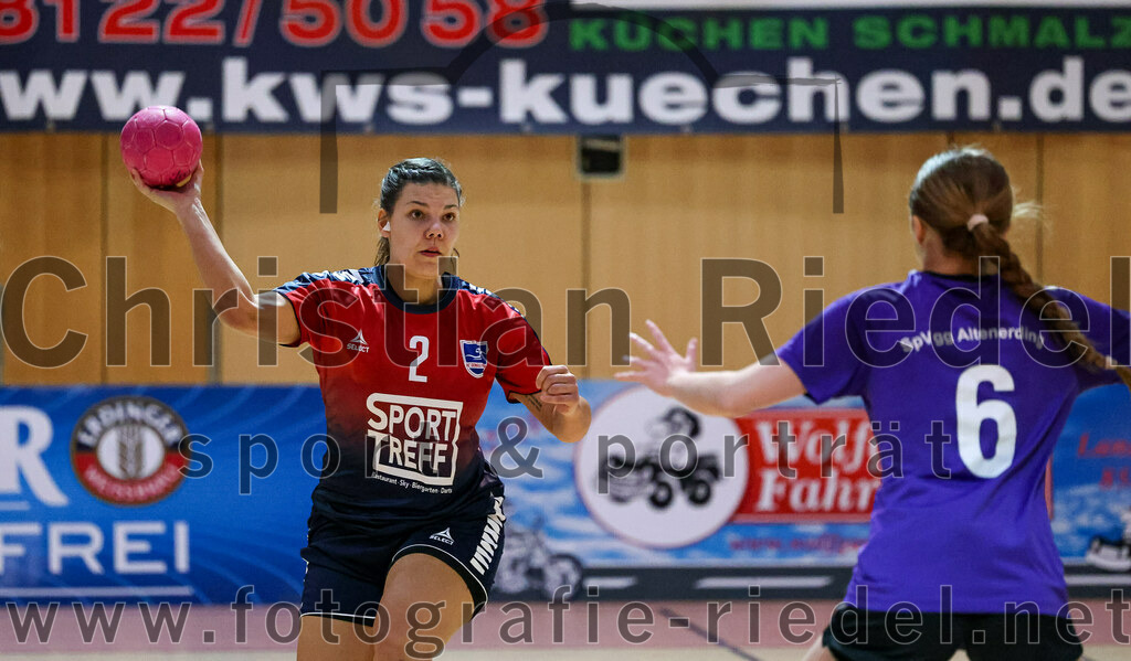2022-11-19_015_SpVgg_Altenerding_gegen_HC_Donau-Paar | Erding, Deutschland, 19.11.2022:
Handball, Bezirksoberliga Frauen Altbayern 2022 / 2023, 5. Spieltag, SpVgg Altenerding gegen HC Donau/Paar, Endergebnis: 22:33

Katharina Müller (HC Donau/Paar, #2), Marlene Mittermeier (SpVgg Altenerding, #6)

Foto: Christian Riedel / fotografie-riedel.net
