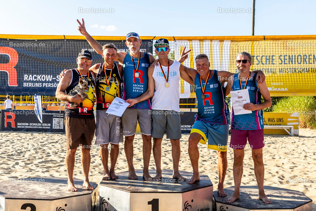 2024-00107721-Deutsche-Senioren-Beach-Meisterschaft |  08.09.2024; Berlin Foto: Gerold Rebsch - www.beachpics.de