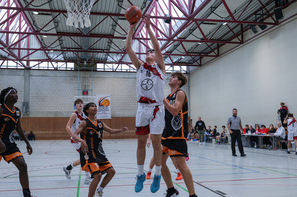JBBL BAYER GIANTS vs Young Lions Wuppertal-26 | Fotos von Basketballspielen aus dem Raum NRW fotografiert von Gero Mueller-Laschet und Daniel Schaefer - Realisiert mit Pictrs.com
