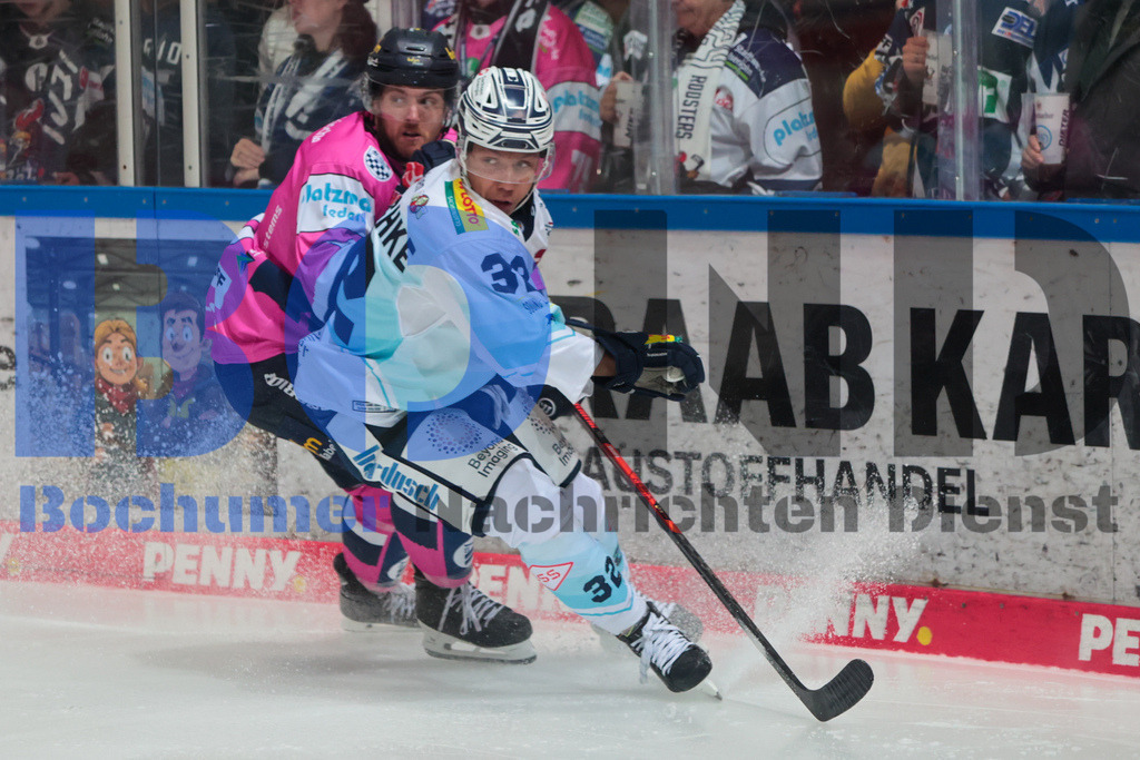 SES_ISEDRE20251010-35 | bond - Realisiert mit Pictrs.com