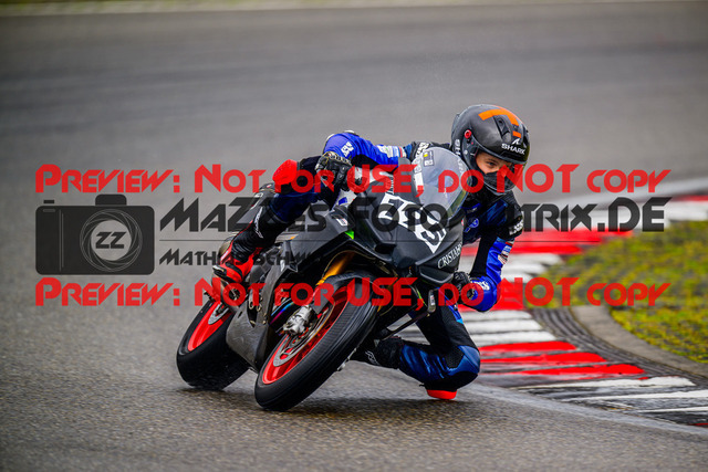 MaZZes_FotoMatrix_240804_6007705_0798 | Fotograf Mathias Schmid
Sportfotograf,
Eventfotograf,
Hochzeitsfotograf,
Portraitfotograf