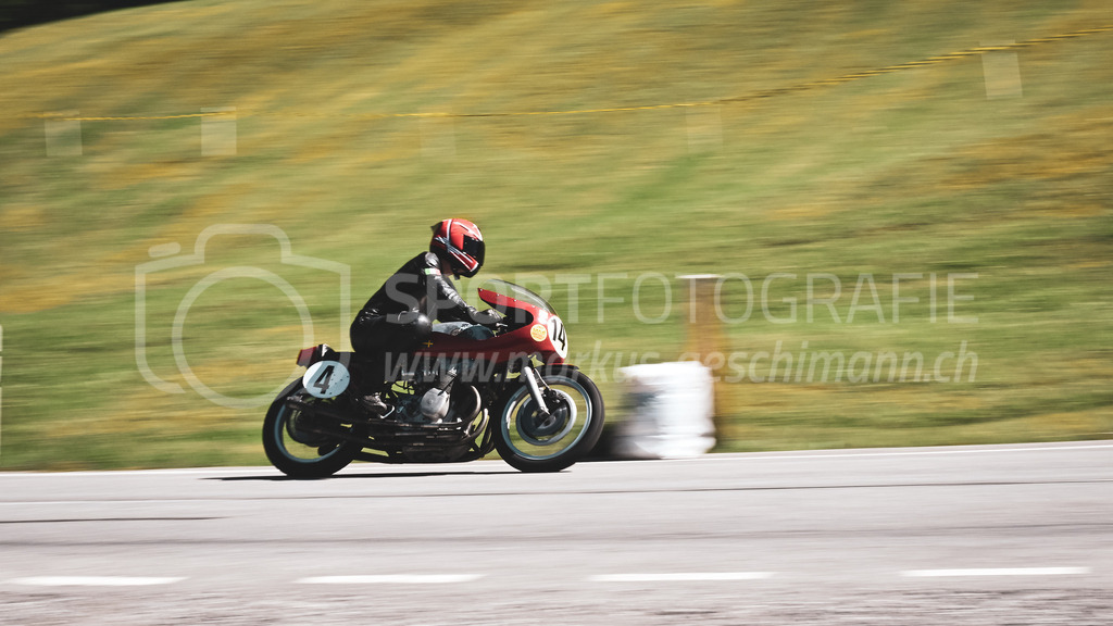 19. Arosa ClassicCar 2023 - 1. September 2023 | 19. Arosa ClassicCar 2023
Arosa, Schweiz

@arosaclassiccar, @arosa.official, #arosaclassiccar, #arosa, #76curves, #classiccar
Bild: Sportfotografie Markus Aeschimann | www.markus-aeschimann.ch - Realisiert mit Pictrs.com