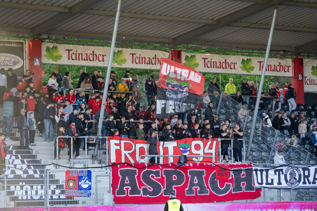 SG Sonnenhof Großaspach vs. SGV Freiberg, Fussball, Regionalliga Suedwest, 30. Spieltag, 22.04.2026 | #,SG Sonnenhof Großaspach vs. SGV Freiberg, Fussball, Regionalliga Suedwest, 30. Spieltag, 22.04.2026