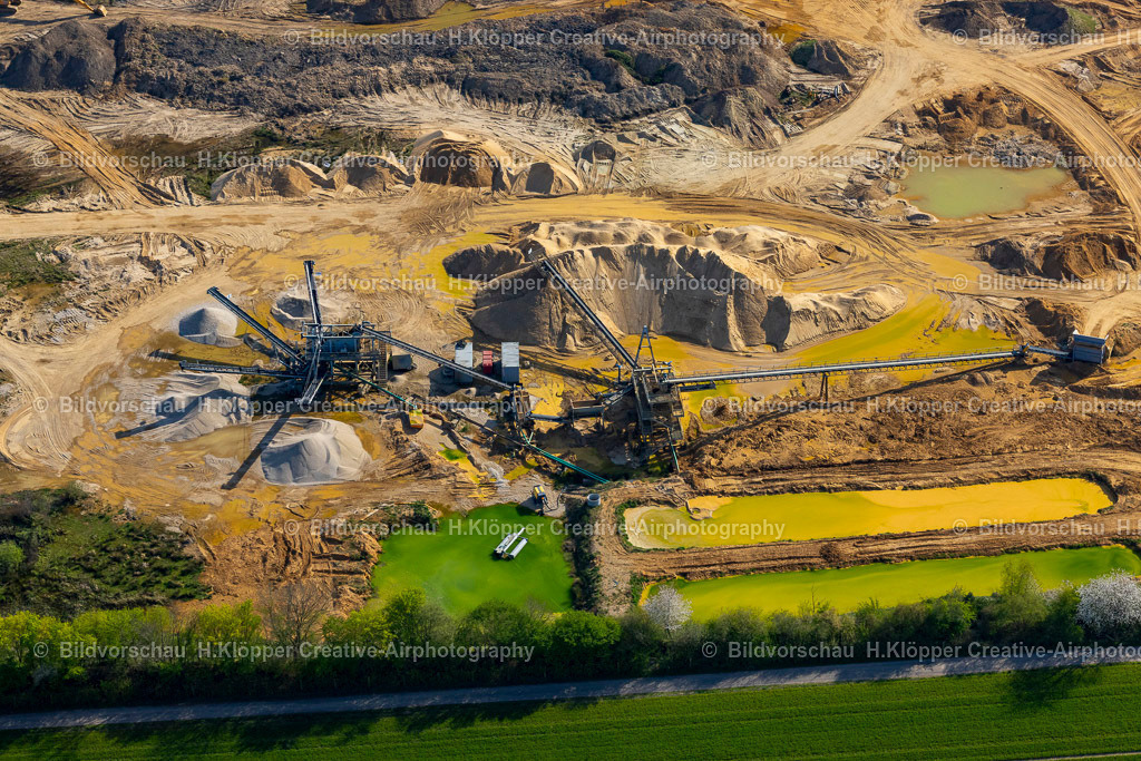 Luftbilder Wegberg-9941 | Luftbildfotografie Luftbild Wegberg Kies Tagebau an der Straße Fasanenweg - Realisiert mit Pictrs.com