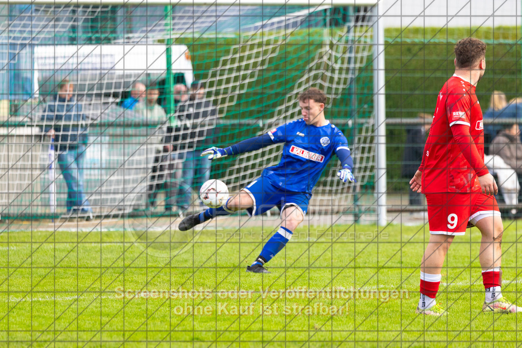 20261011_161556_0313_(c)_by_PhotoPeet | #,KSG Eislingen (grün) vs. 1.FC Donzdorf (rot), Fußball, Bezirksliga - Bezirk Neckar/Fils, 07. Spieltag, Saison 2026/2027, Rasensportplatz, Albstraße 69, 73054 Eislingen, 11.10.2026 - 15:00 Uhr,Foto: PhotoPeet / Sport- &amp; Eventfotografie / Peter Harich
