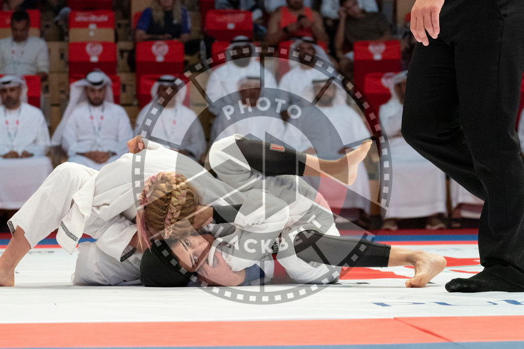 20231106PBB2751 | Fighters compete during the AJP World Master Championship in the Mubadala Arena in Abu Dhabi, Arab United Emirates, on November 6, 2023.