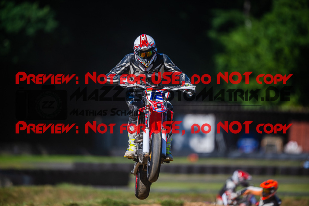 MaZZes_FotoMatrix_220702_3199 | S3