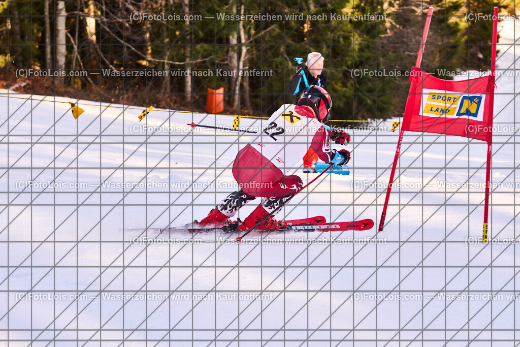 ALP0348_MastersCup-RTL-I_LKHF_Eibl Werner | NÖ Raiffeisen MastersCup, Jugend - Damen - Herren, Riesentorlauf-Rennen 1 auf der Fuchswaldpiste, durchführender Verein: Schiklub Lackenhof, So 9. Februar 2025.