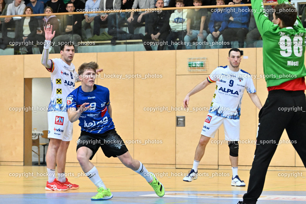 SC Ferlach vs. ALPLA HC Hard 2.3.2024 | #8 STEVANOVIC Nikola HC Hard, #9 SAGER Nico SC Ferlach, #9 Tokic Ante HC Hard, #98 MÖSTL Constantin HC Hard, SC Ferlach vs. ALPLA HC Hard 2.3.2024, SC Ferlach vs. ALPLA HC Hard am 02.03.2024 in Ferlach (Ballspielhalle Ferlach), Austria, (Photo by Bernd Stefan)