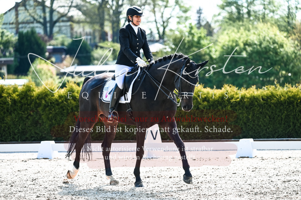 20230513_JK-Röhrsdorf-10-0194 | Pferde- und Turnierfotografie in Westsachsen. Pferdeportraits, Auftragszeichnungen und intuitive Kunst.