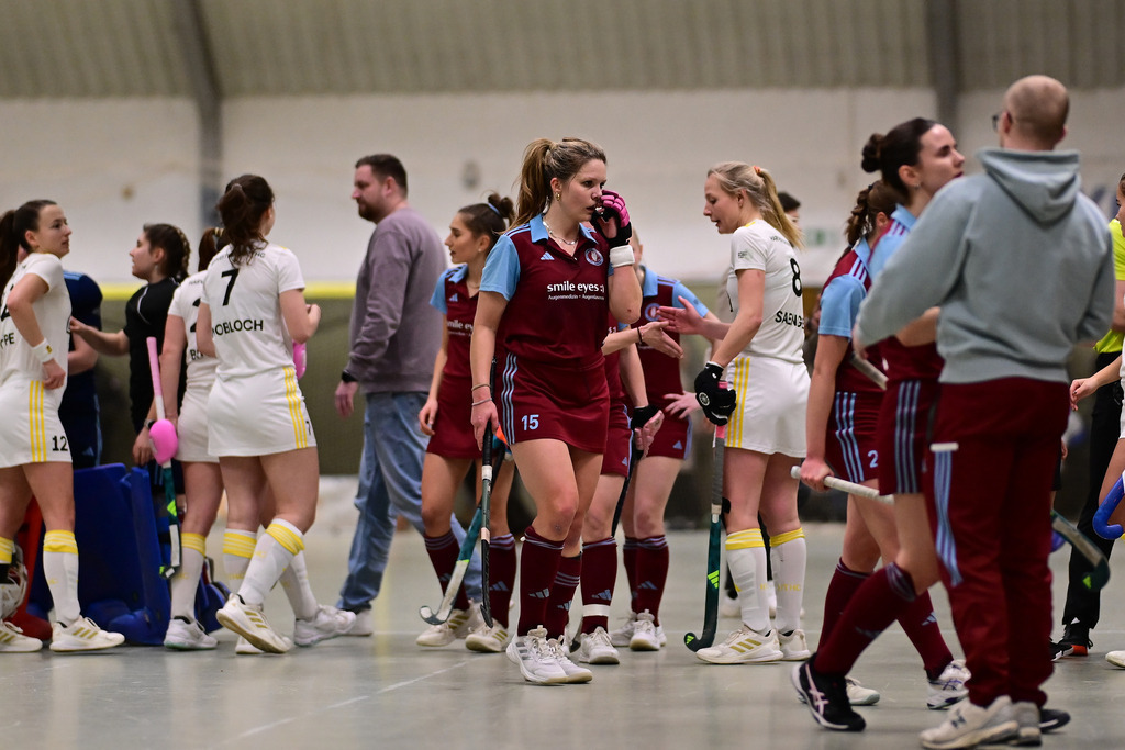 Hockey I Frauen I Saison 2025-2026 I Bundesliga I 9. Spieltag I Harvestehuder THC - UHC Hamburg | Der Sportfotograf. - Realisiert mit Pictrs.com