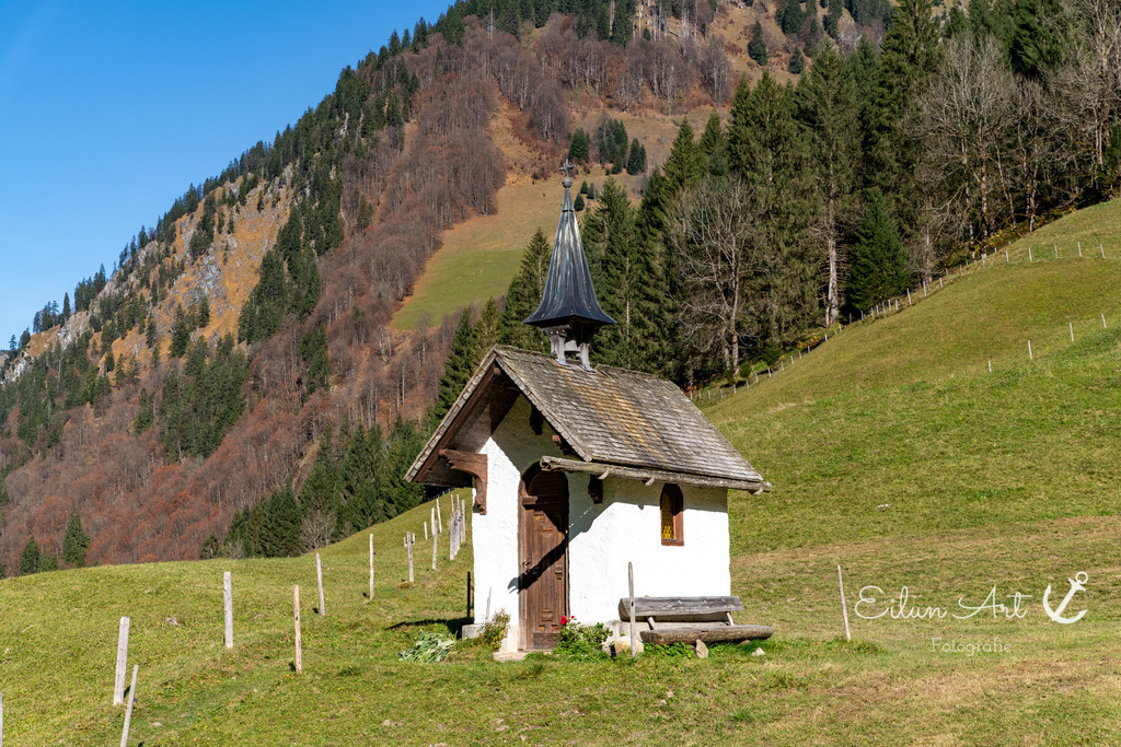 20241031-EAF_5351 | Eilun-Art-Fotografie Levke Martens, ihre Fotografin für Immobilien- und Landschaftsfotografie auf Föhr, Föhrer Motive als Poster, Leinwand, hinter Acrylglas oder stelle dir deinen eigenen Monatskalender zusammen, mit nur einem Klick