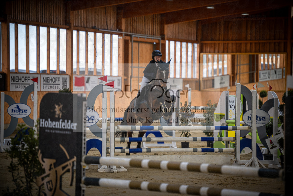 DOS_0129 | Entdecke hochwertige Reitturnierfotos von Foto Oger. Professionell, emotional und authentisch – jetzt Lieblingsmomente im Shop bestellen.Deutschlandweite Turnierfotografie. - Realisiert mit Pictrs.com