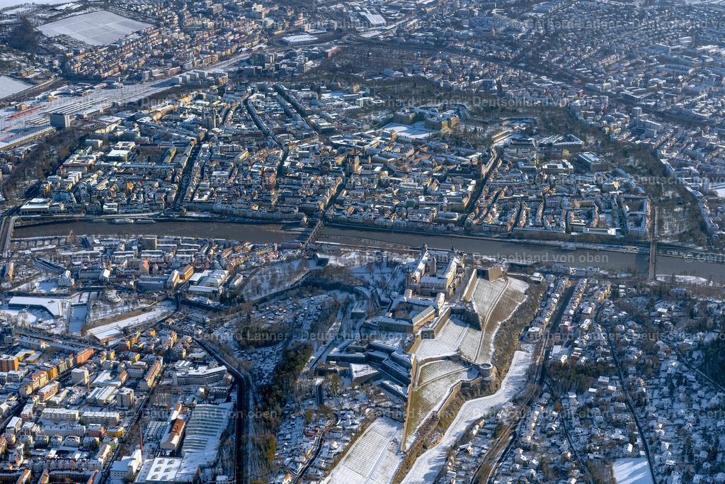 4043146 | Innenstadt mit Ringpark und Festung im Winter