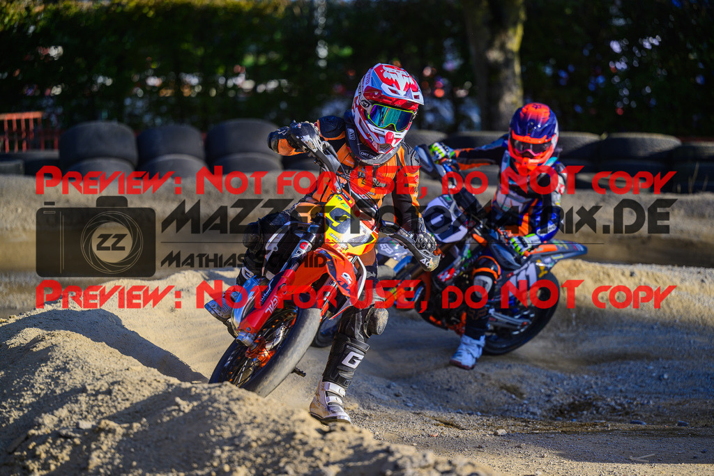 MaZZes_Fotomatrix_20241004_6021986_6059 | JUNIOR