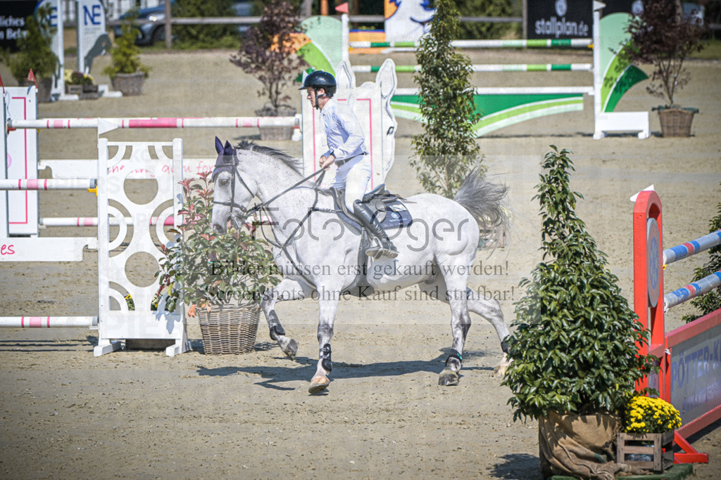 DOS_0387 | Entdecke hochwertige Reitturnierfotos von Foto Oger. Professionell, emotional und authentisch – jetzt Lieblingsmomente im Shop bestellen.Deutschlandweite Turnierfotografie. - Realisiert mit Pictrs.com