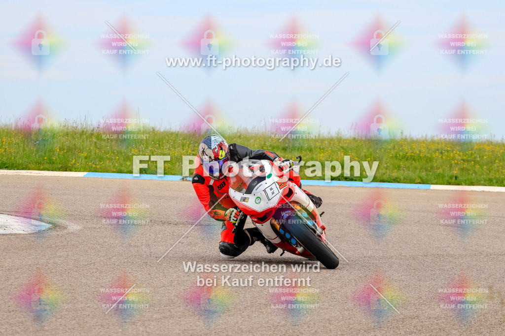 MotoTeam-2683 | Hier findet Ihr Bilder von Touristenfahrten auf der Nürburgring Nordschleife oder von anderen Veranstaltungen die ich besucht habe. Viel Spass beim Durch Schauen 