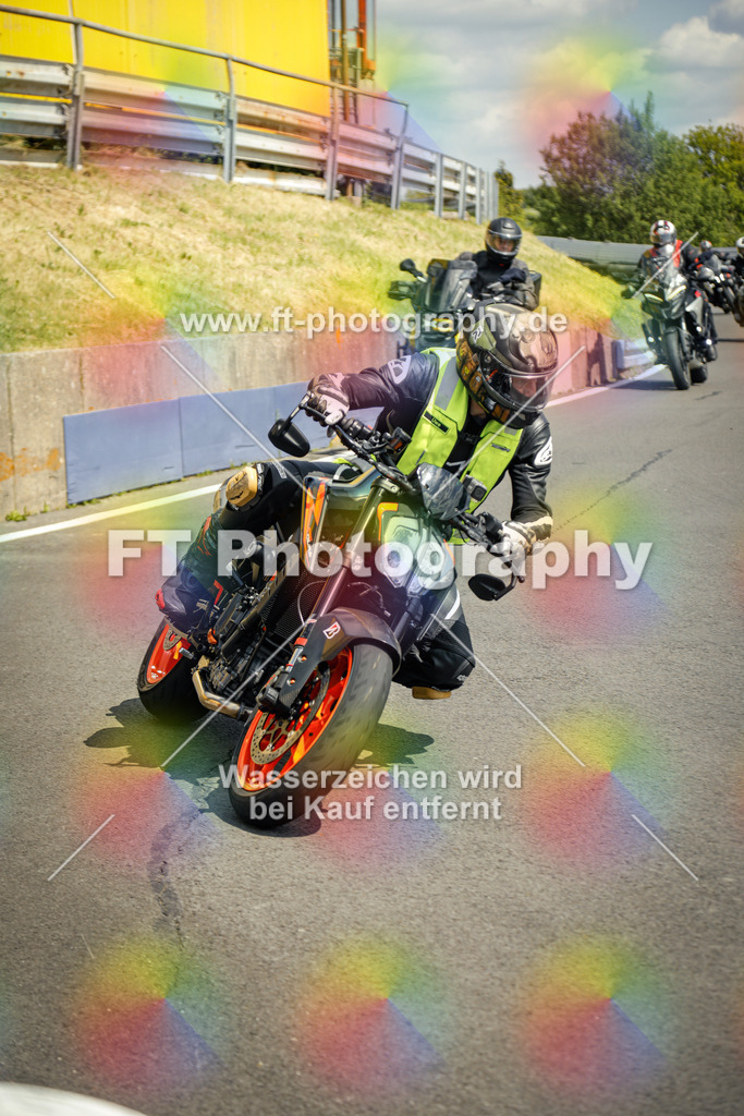 OBK_Mai_Justin_Uwe-10982 | Hier findet Ihr Bilder von Touristenfahrten auf der Nürburgring Nordschleife oder von anderen Veranstaltungen die ich besucht habe. Viel Spass beim Durch Schauen 