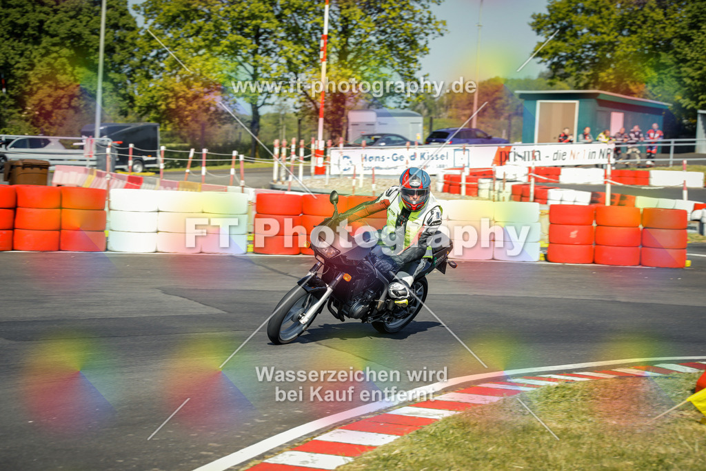OBK_Mai_Martina_Markus-10307 | Hier findet Ihr Bilder von Touristenfahrten auf der Nürburgring Nordschleife oder von anderen Veranstaltungen die ich besucht habe. Viel Spass beim Durch Schauen 