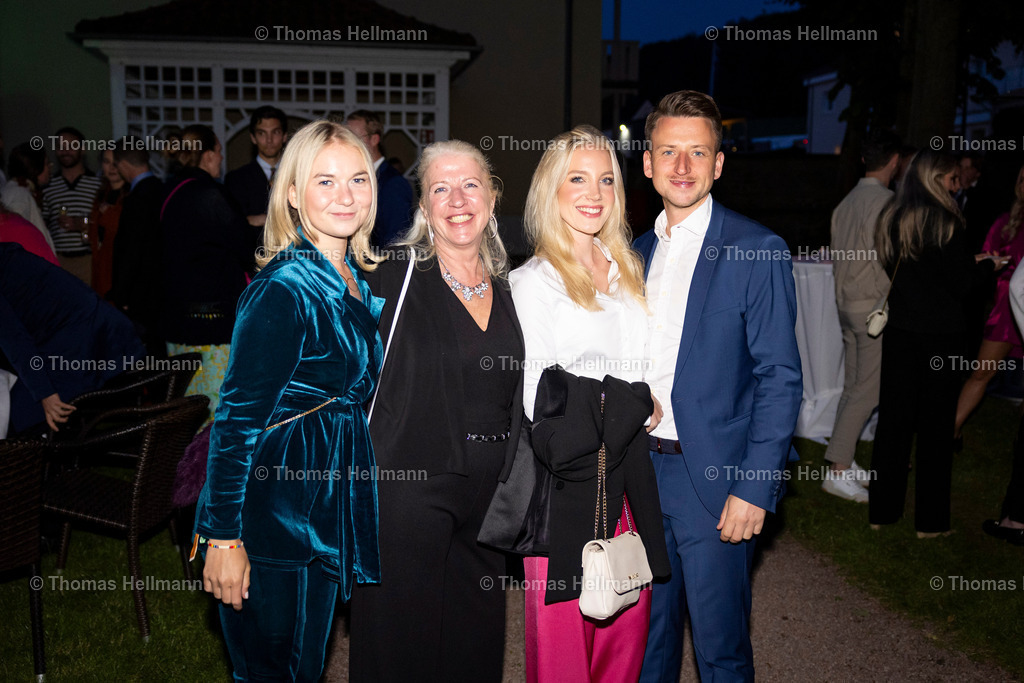 TH_Schlosssempfang_19631 | Longines Balve Optimum 2024 am 07.06.24 in Balve, Schloss Wocklum, Thomas Hellmann, Schlosssempfang