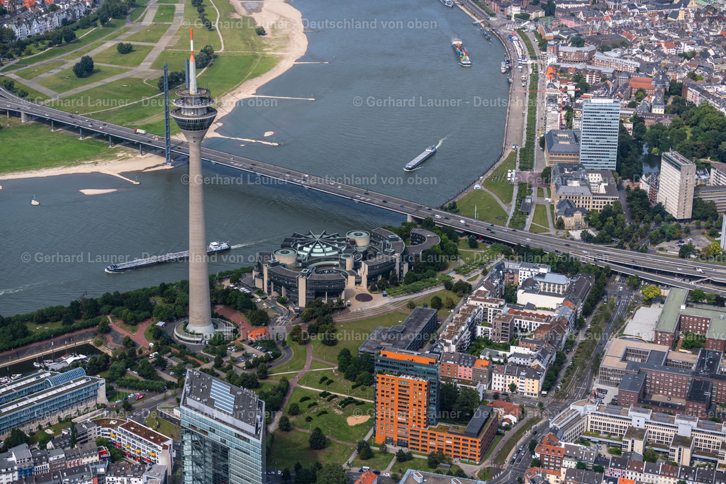4049417 | Rheinturm, Düsseldorf