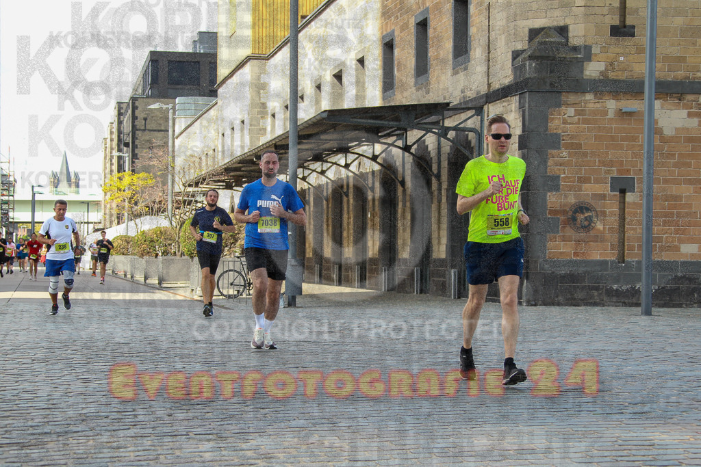 250920_1456_EV4_7619 | Sportfotografie im Rhein-Sieg Kreis, Köln, Bonn, NRW, Rheinland Pfalz, Hessen, etc. Unser Tätigkeitsfeld umfasst den Laufsport vom Volkslauf über den Marathon, Duathlon, Triathon bis zum Ultralauf wie Kölnpfad Ultra oder Schindertrail.