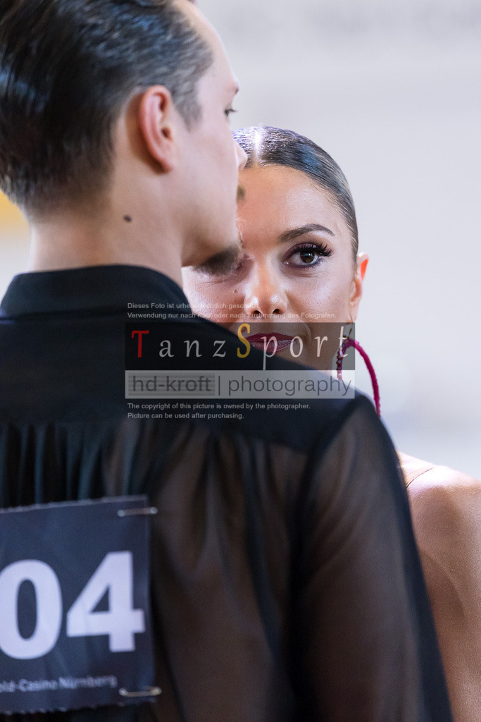 20240616_D-Cup-HGR-Latein_4587 | Tanzsportbilder, Standardtanz, Lateintanz, WDSF, DTV, LTVB, dancecomp, goc, hessen tanzt, blaues band der spree, walzer, tango, wiener walzer, slowfox, quickstepp, samba, rumba, cha-cha-cha, paso doble. jive, hd-kroft photography, turniertanzsport