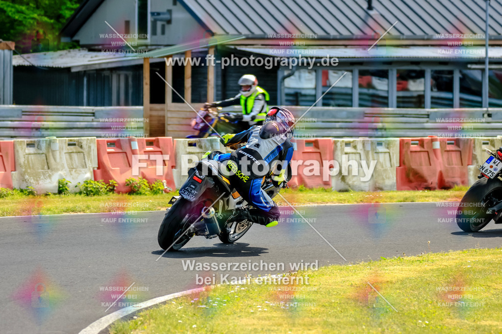 _OTO2453 | Hier findet Ihr Bilder von Touristenfahrten auf der Nürburgring Nordschleife oder von anderen Veranstaltungen die ich besucht habe. Viel Spass beim Durch Schauen 
