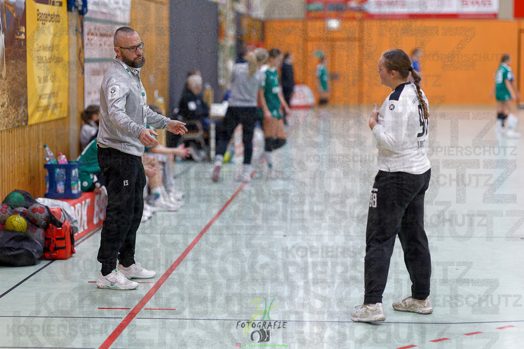 Jugenbundesliga wJB; HSG Kleenheim/Langgöns - SG Kappelwindeck/Steinbach | Jugenbundesliga wJB; HSG Kleenheim/Langgöns - SG Kappelwindeck/Steinbach am 23.11.2025 in Oberkleen (Weidig-Halle)Photo © 2025 - Jörg Heinrich - Realisiert mit Pictrs.com