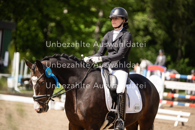 Bad_Meinberg_03955 | saradresslerfotografie - Realisiert mit Pictrs.com