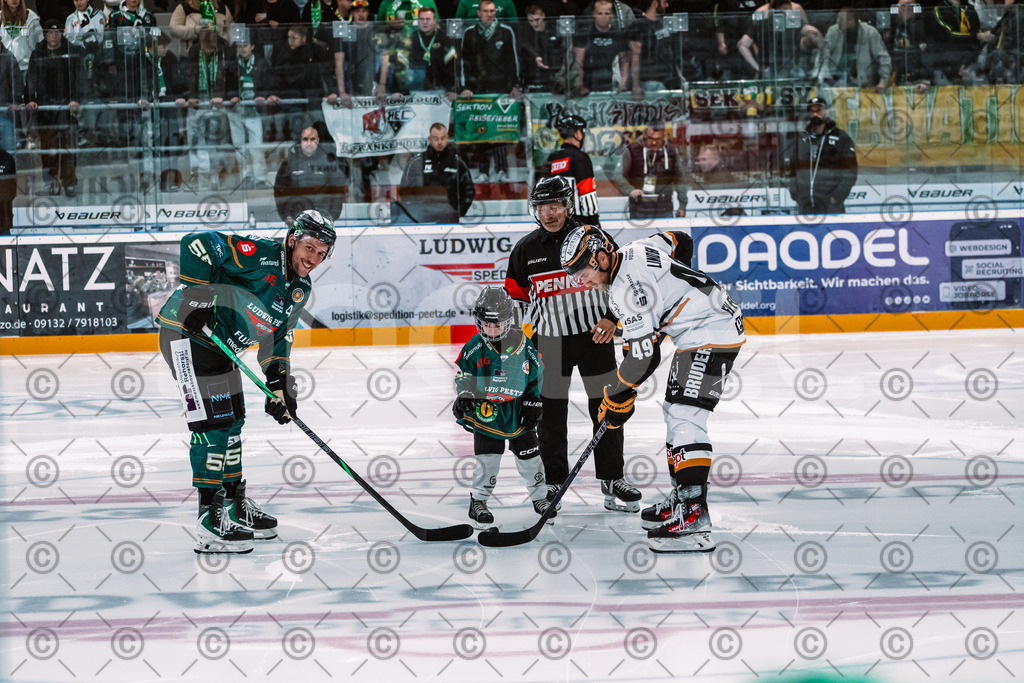 Alligators_vs_Fuessen_27_09_2026-08 | Die Fotogalerie von Daddel: professionelle Bilder von Sport, Events und Unternehmen aus Franken. Jetzt Galerien durchstöbern und Lieblingsfotos bestellen. - Realisiert mit Pictrs.com