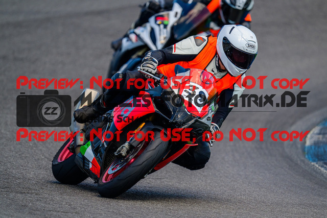 MaZZes_FotoMatrix_240520_6007705_6998 | INST