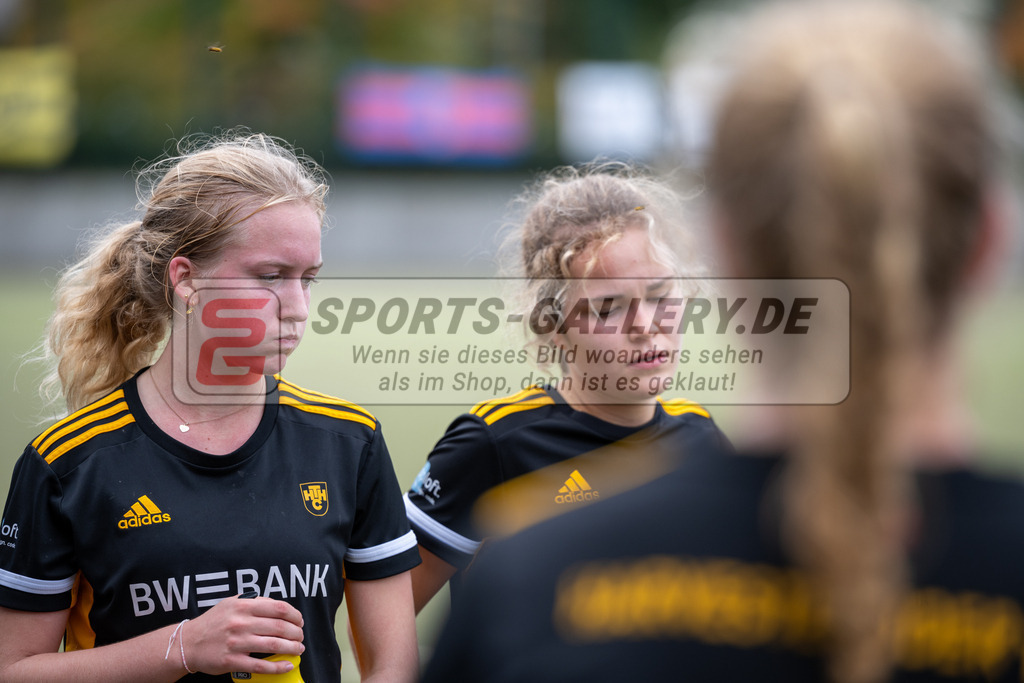 SFE_20231022_0133 | Deutsche Meisterschaft Weibliche U16 Finale Berliner HC - Harvestehuder THC am 22.10.2023 in Köln (Düsseldorfer Hockeyclub 1905 e.V.), Photo: Stephan Fehrmann 2023 (Sports-Gallery)