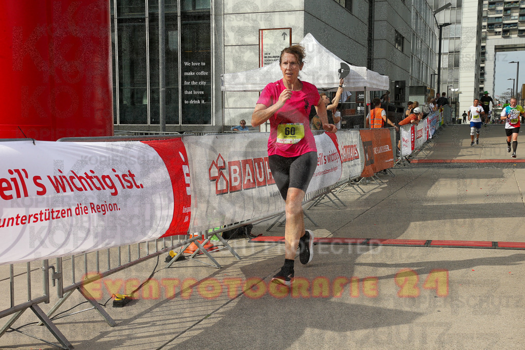 250920_1525_EX1_9368 | Sportfotografie im Rhein-Sieg Kreis, Köln, Bonn, NRW, Rheinland Pfalz, Hessen, etc. Unser Tätigkeitsfeld umfasst den Laufsport vom Volkslauf über den Marathon, Duathlon, Triathon bis zum Ultralauf wie Kölnpfad Ultra oder Schindertrail.