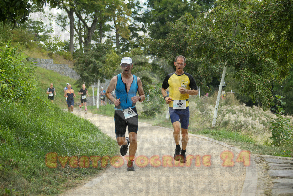 250824_1358_EX1_4453 | Sportfotografie im Rhein-Sieg Kreis, Köln, Bonn, NRW, Rheinland Pfalz, Hessen, etc. Unser Tätigkeitsfeld umfasst den Laufsport vom Volkslauf über den Marathon, Duathlon, Triathon bis zum Ultralauf wie Kölnpfad Ultra oder Schindertrail.