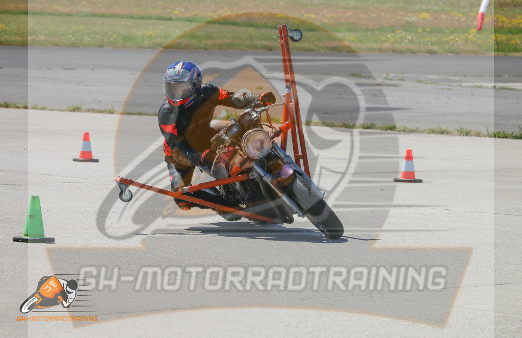 IMG_0591 | gh-motorradtraining-foto.de - Realisiert mit Pictrs.com