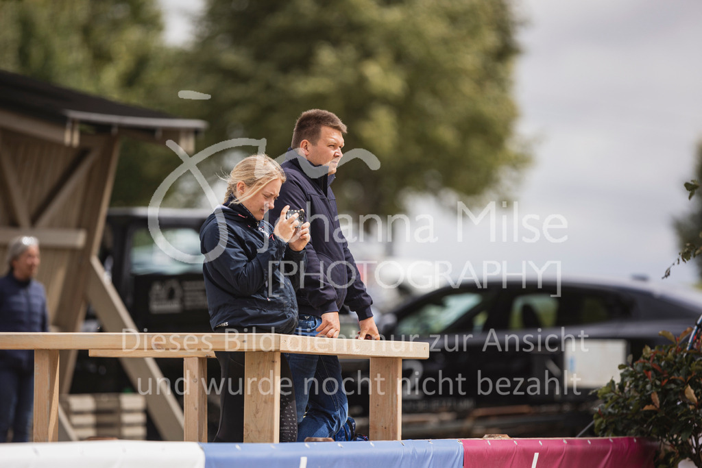 240713_BHO_FriendshipTour-217 | Deine schönsten Turniermomente als professionelle Fotos! Entdecke hochwertige Pferdesport-Fotografie im Online-Shop. Jetzt Fotos finden & bestellen!